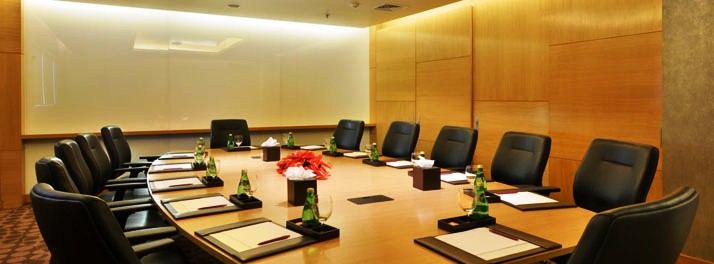 700/Crowne Plaza Ahmedabad City Centre - Ahmedabad 05.jpg